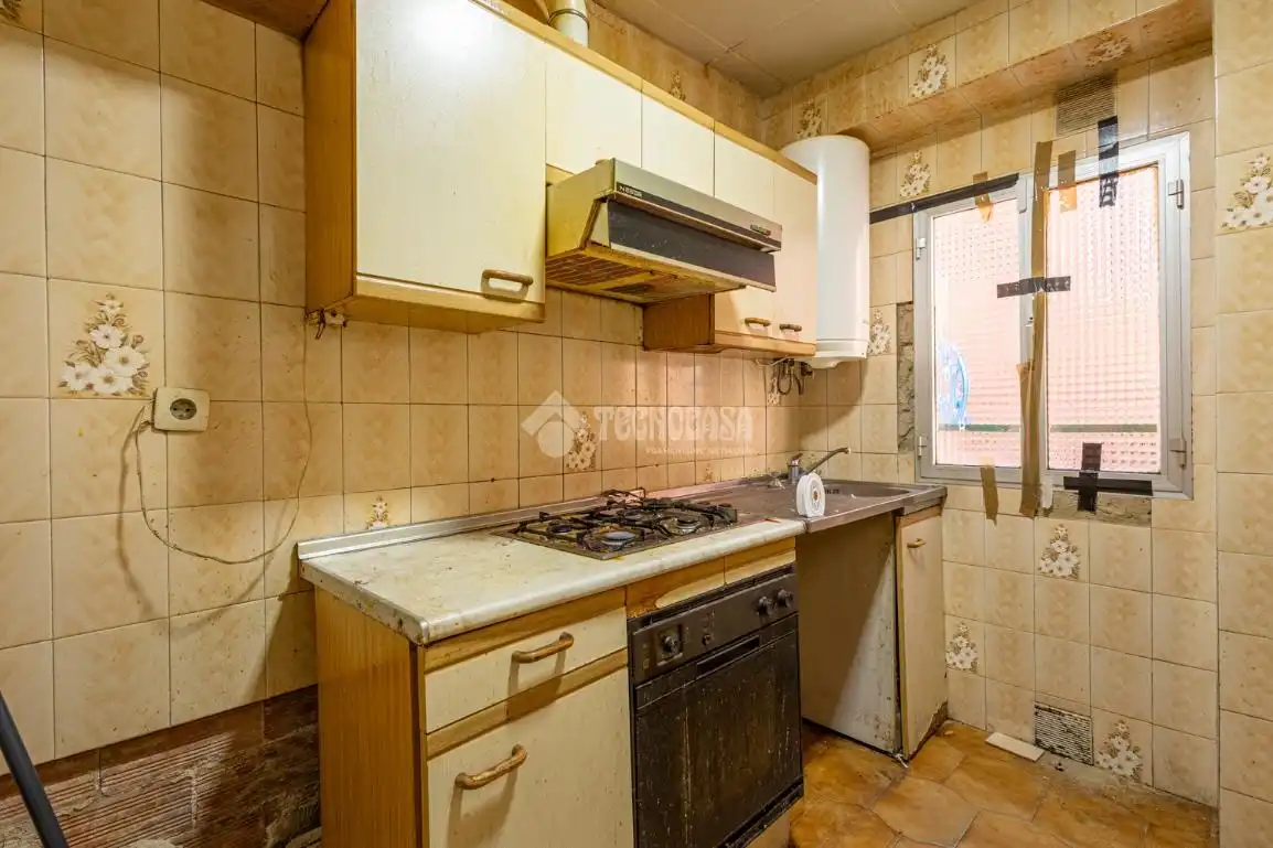 Cocina de Piso en venta en Madrid con Calefacción y Trastero