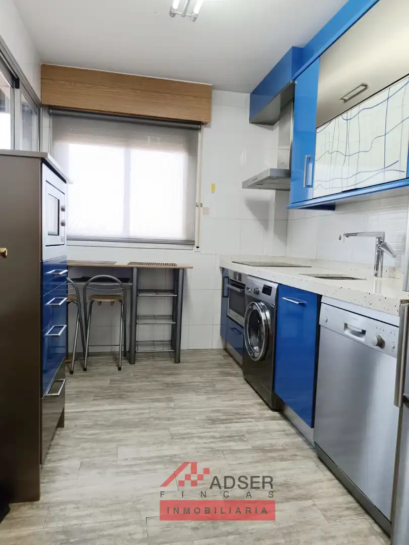Kitchen of Flat for rent in  Logroño  with Heating, Private garden and Parquet flooring