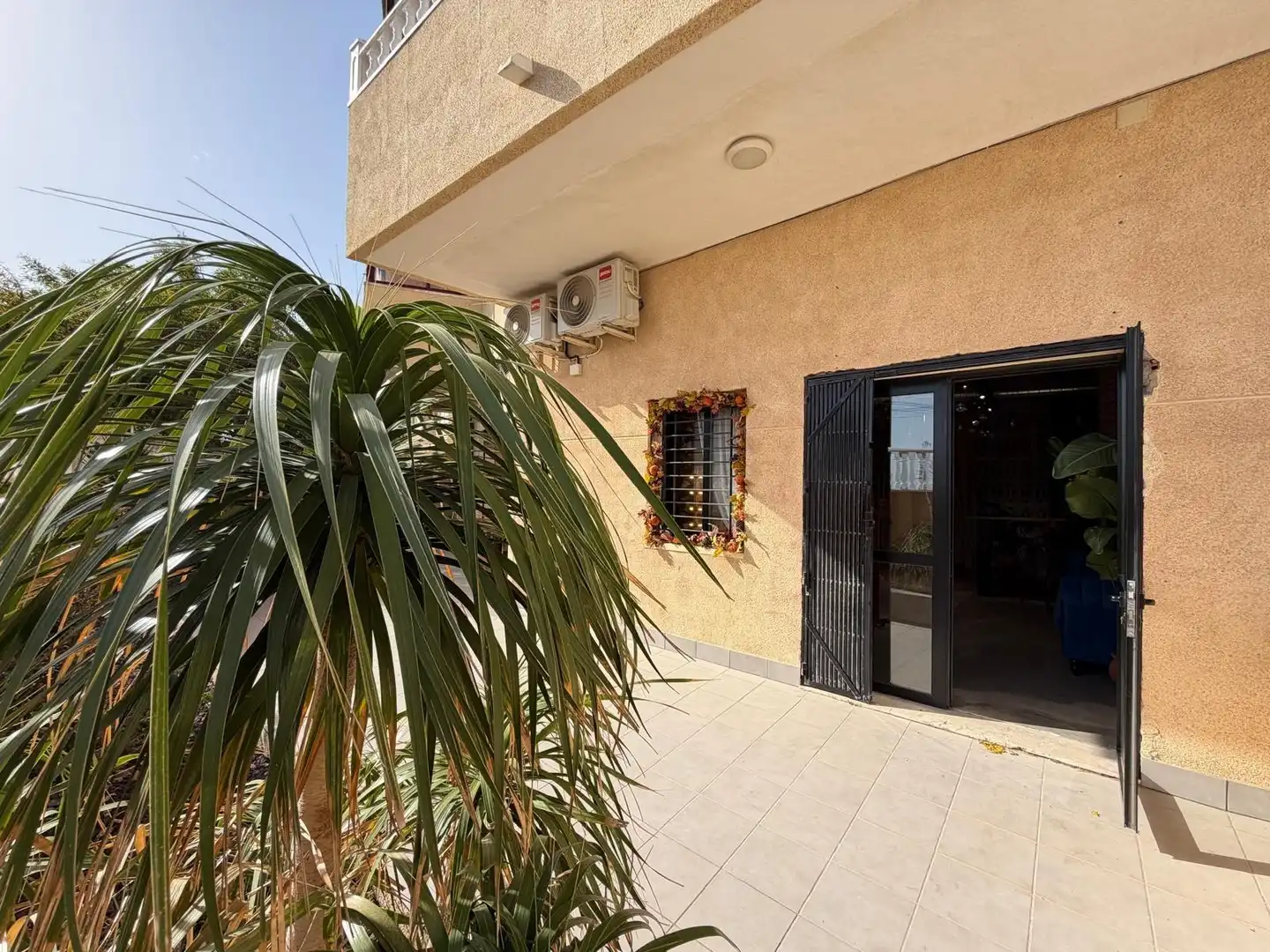 Exterior view of Commercial properties for sale in Torrevieja  with Air Conditioner and Furnished
