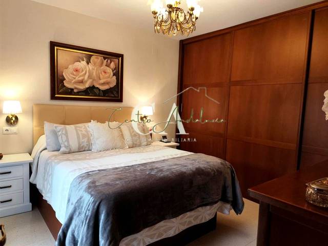 Casa-chalet en Venta en Linares en Puente Genil