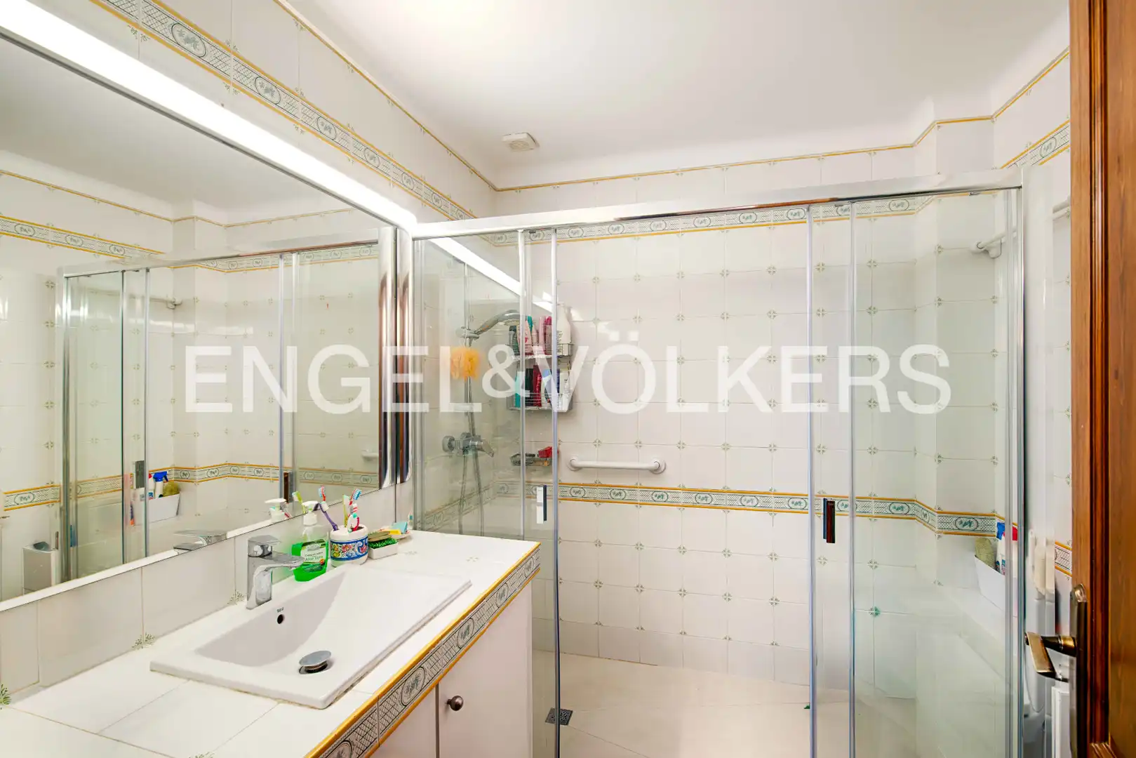 Bathroom of Detached homes for sale in Capmany  with Private garden and Terrace