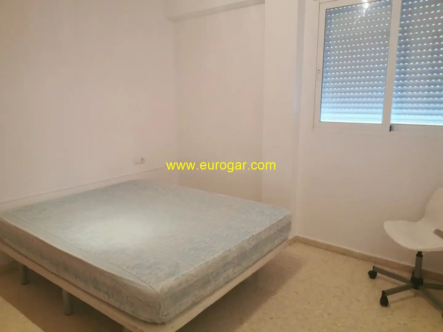 Habitación de Ático en venta en Chiva con Terraza y Trastero