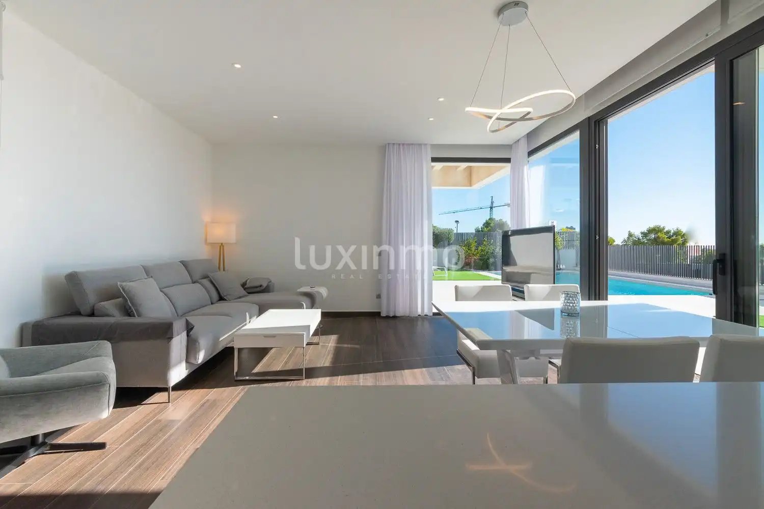 Detached house with pool for sale in Golf Bahía, imagen 8