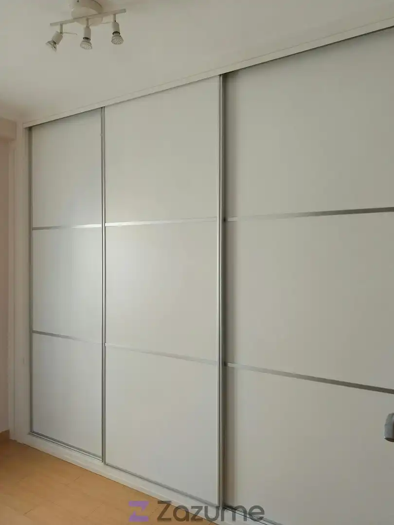 Schlafzimmer von Wohnung zur Miete in Sevilla mit Klimaanlage, Heizung und Möbliert