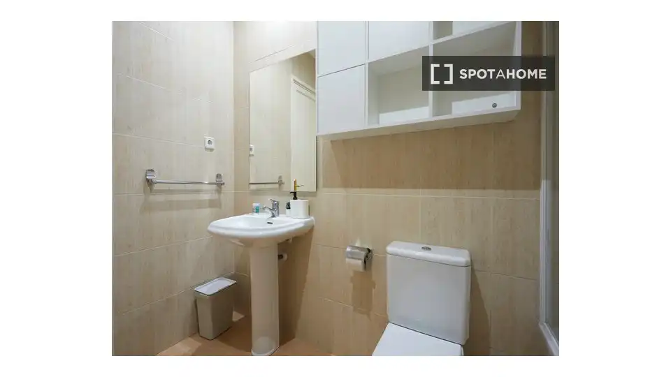 Flat with terrace to rent in Eixample, imagen 17