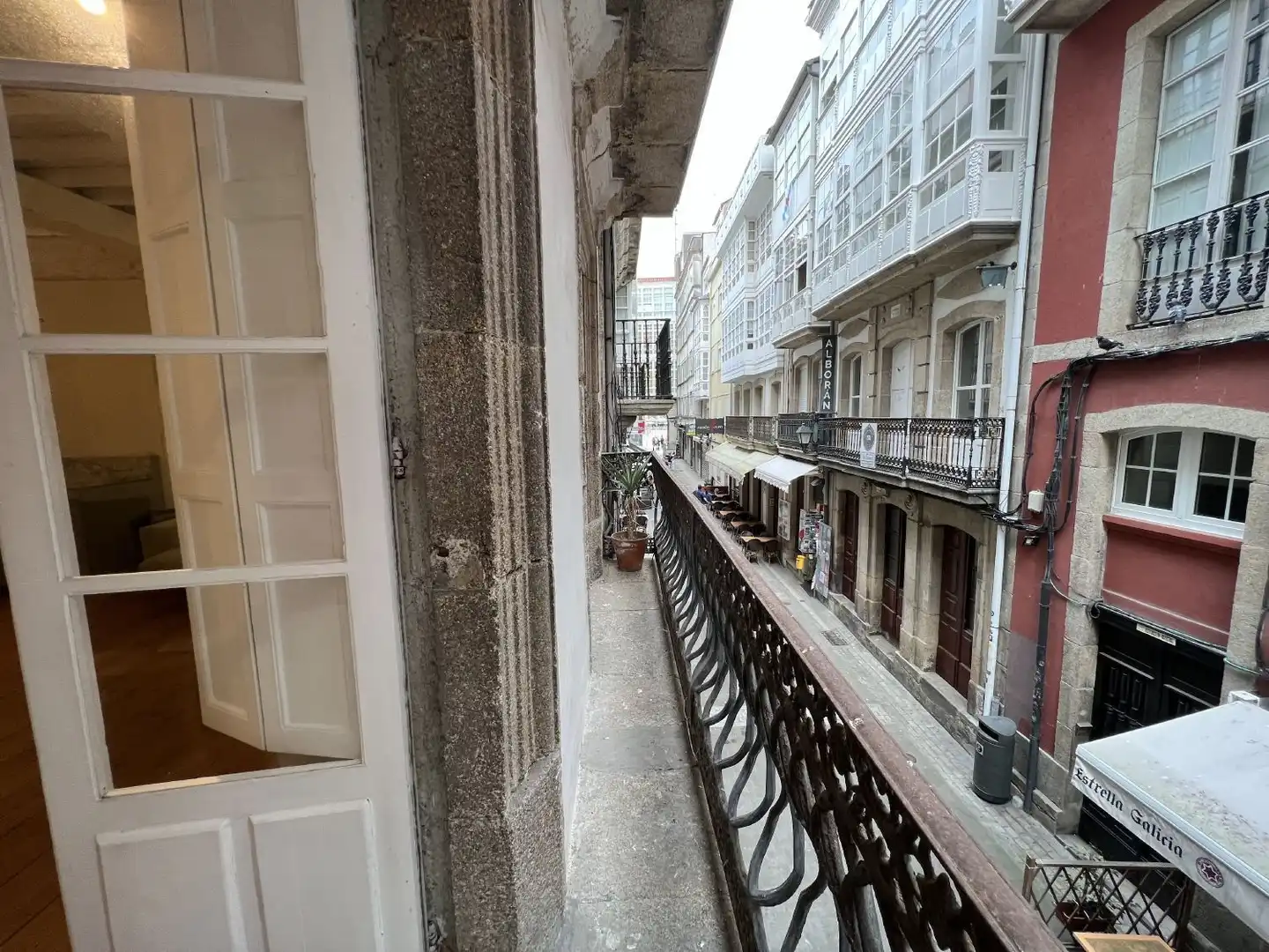 Terrassa de Pis de lloguer en A Coruña Capital  amb Calefacció i Moblat