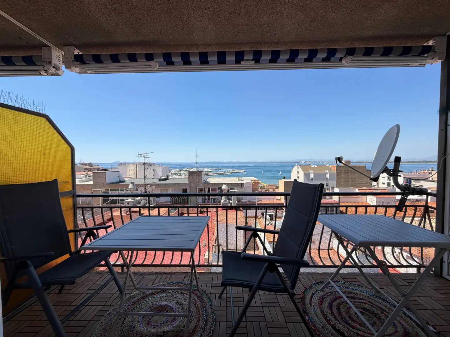 Apartamento con terraza en venta en Carrer del Puig Rom, imagen 4
