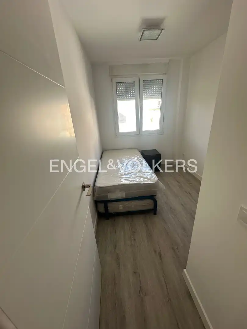 Appartamento con piscina in affitto a Calle de Cuevas, imagen 12