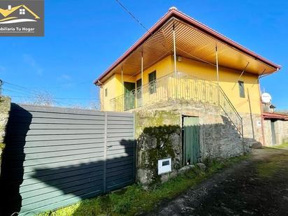Exterior view of House or chalet for sale in O Pereiro de Aguiar   with Terrace, Storage room and Balcony
