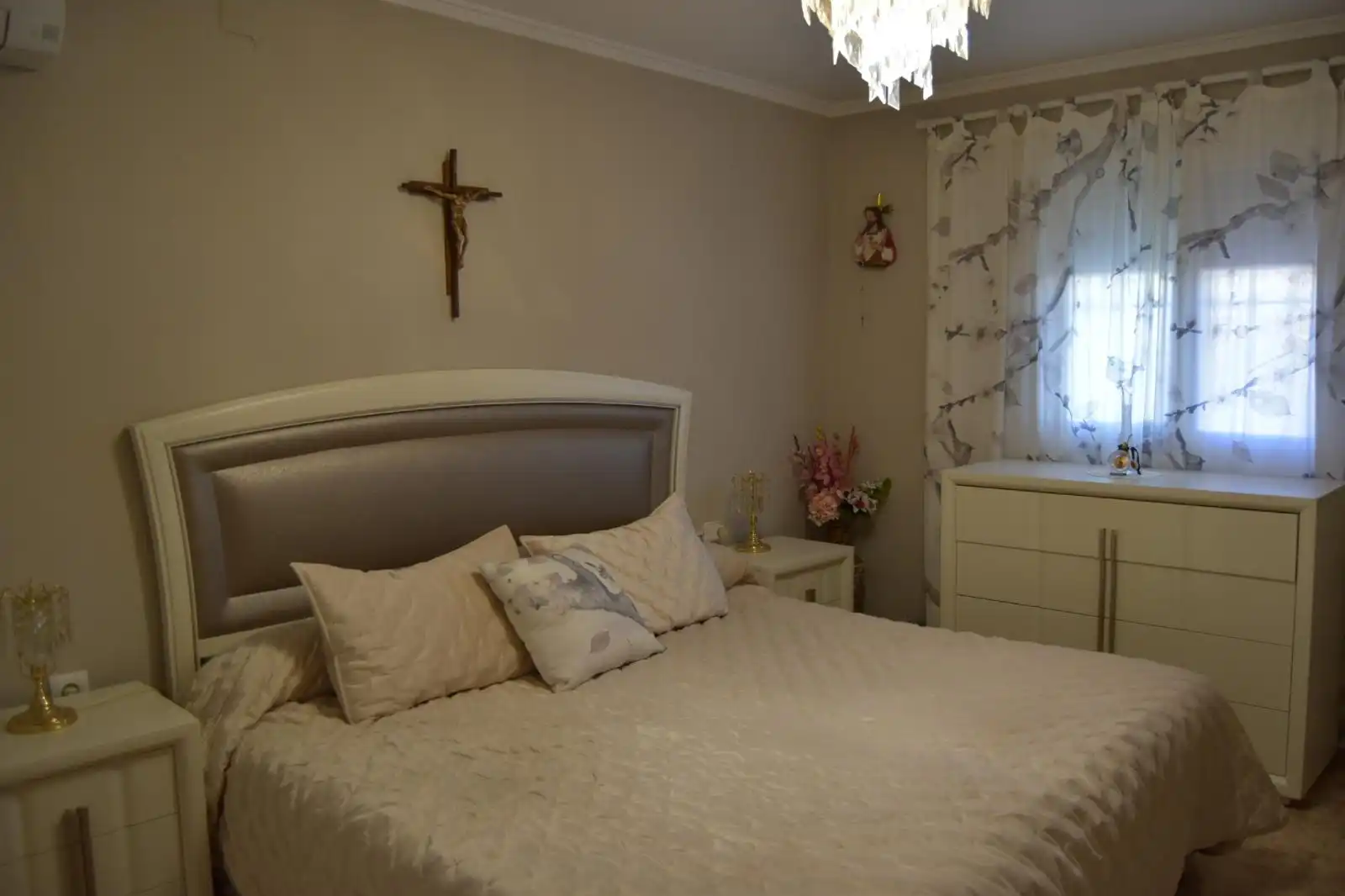 Bedroom of Detached homes for sale in L'Eliana  with Air Conditioner, Heating and Private garden