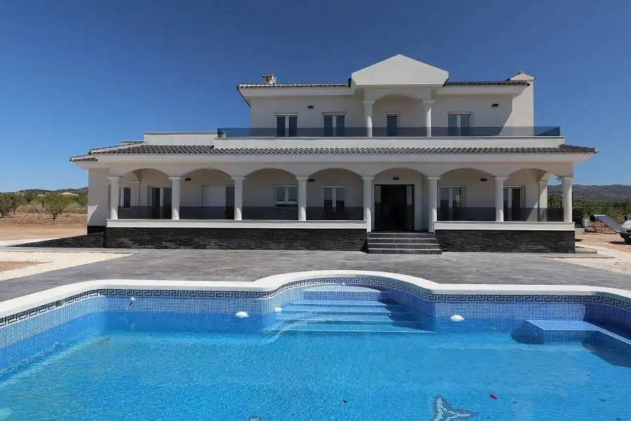 Haus zum Verkauf in El Pinós / Pinoso, imagen 4