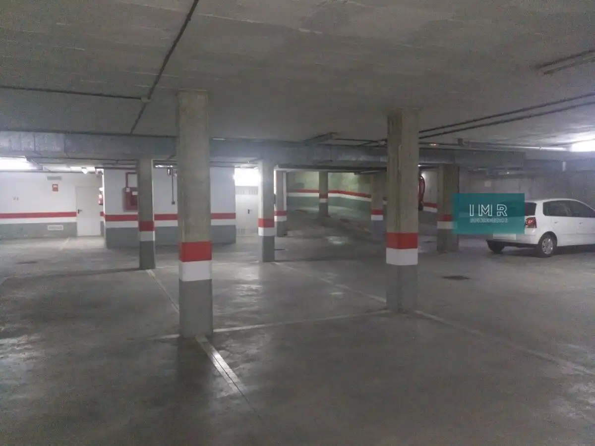 Garage for sale in Avenida HYTASA, 12, El Plantinar – Avda. La Paz - El Juncal