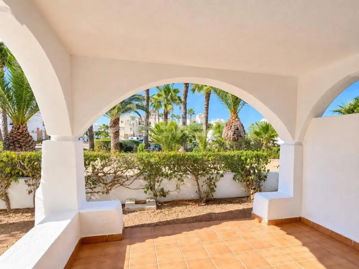 Apartamento con piscina en venta en Avenida GOLF CENTER (U)