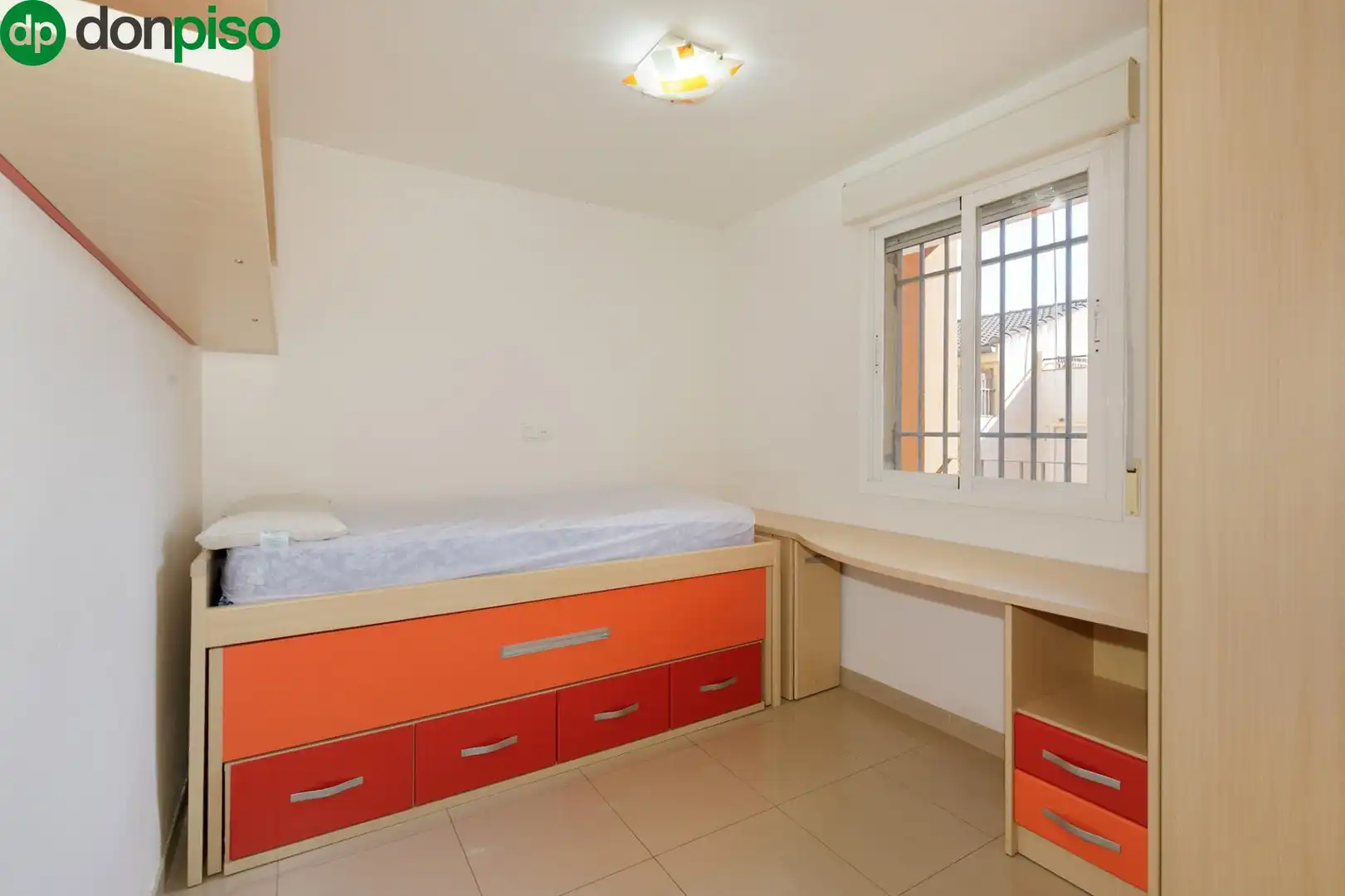 Bedroom of Flat for sale in Armilla  with Heating, Furnished and Balcony