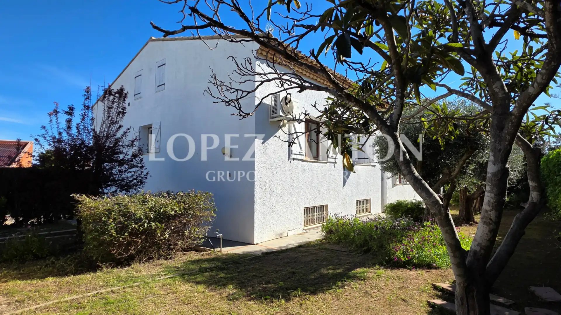 Exterior view of Houses for sale in L'Eliana  with Air Conditioner, Heating and Private garden