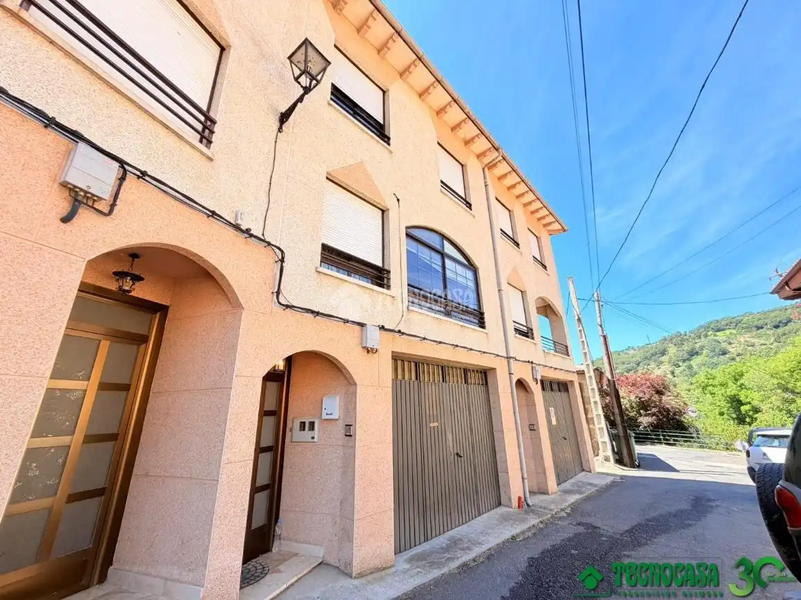 Exterior view of Detached homes for sale in El Arenal 