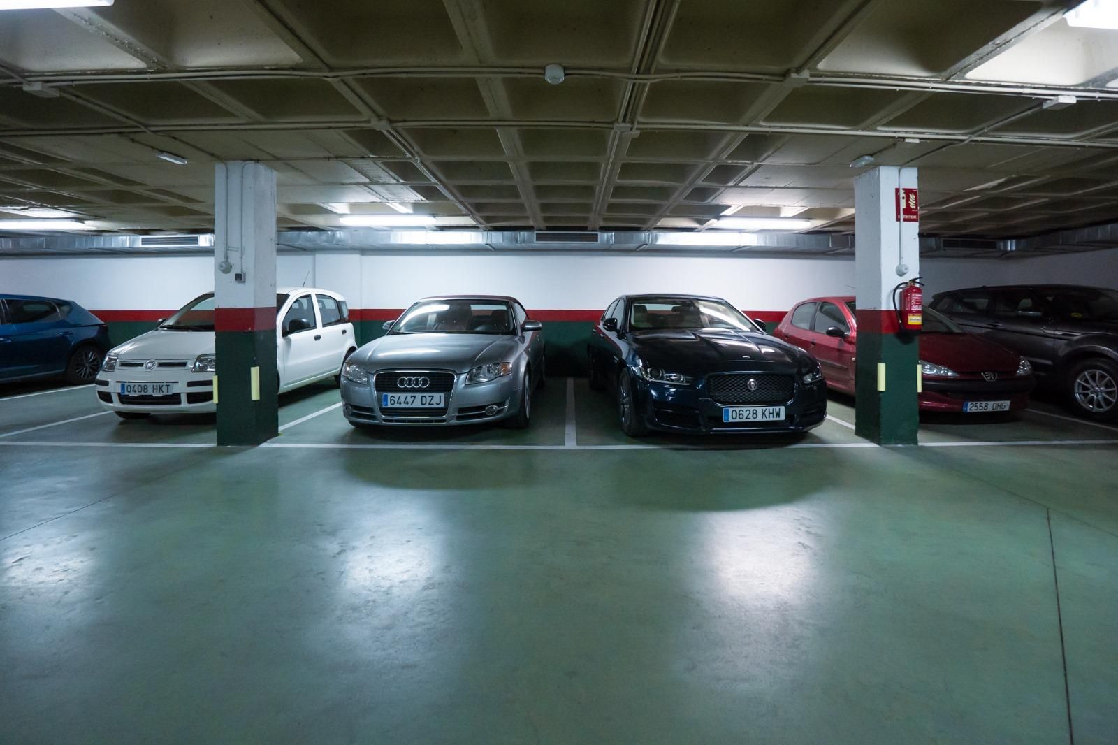 Parking of Garage for sale in  Madrid Capital