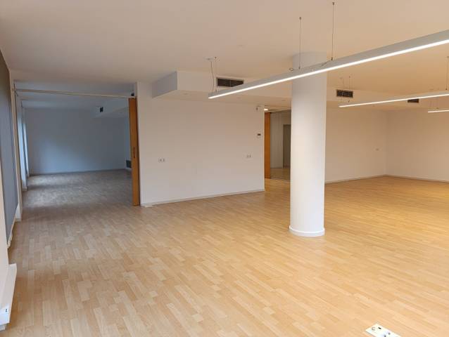 Local comercial en Alquiler en Banyoles