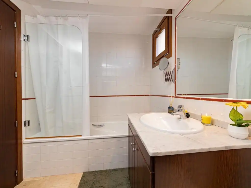 Badezimmer von Dachboden zum Verkauf in Torrevieja mit Terrasse und Möbliert