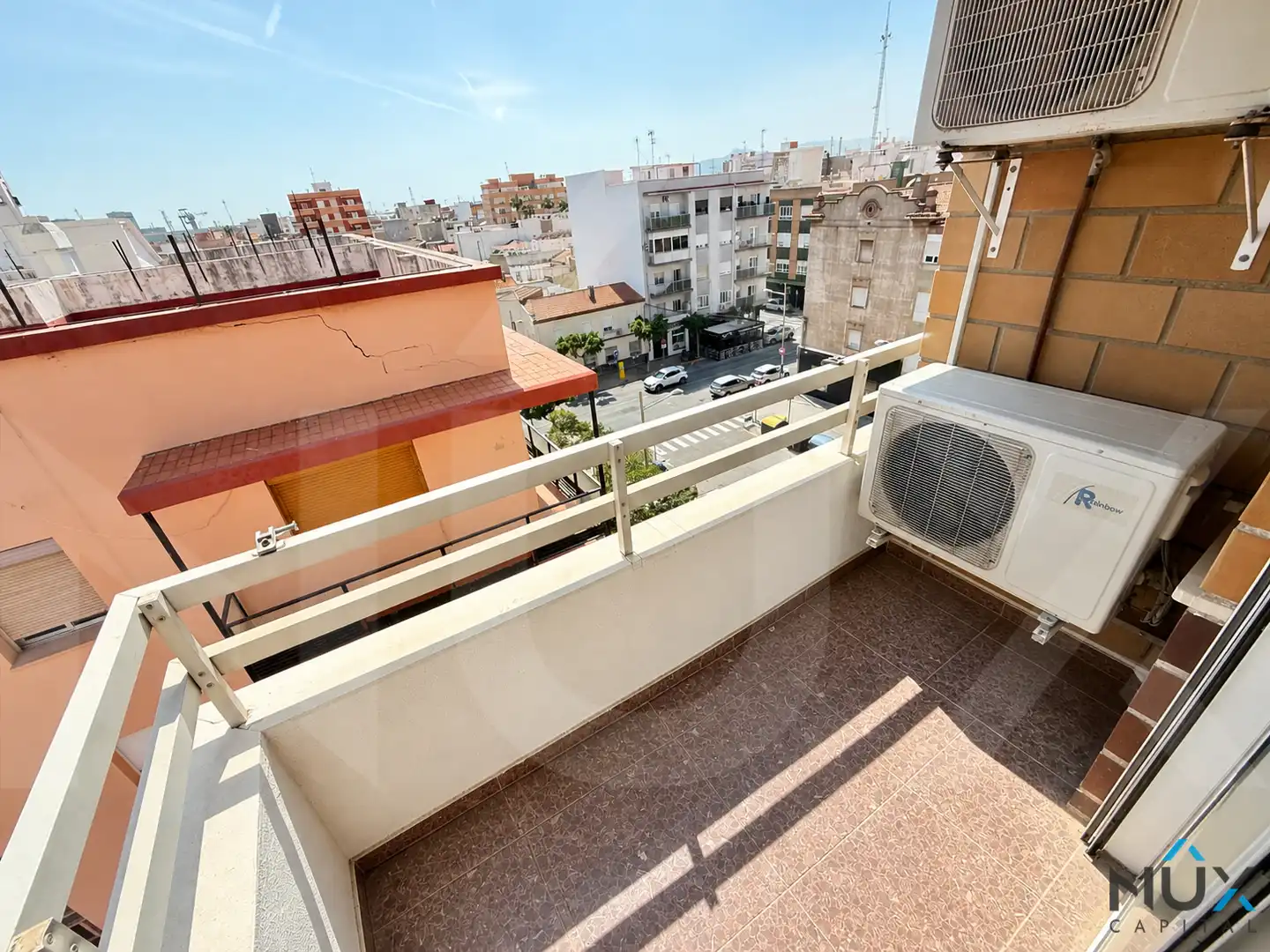 Vista exterior de Pis en venda en Sagunto / Sagunt amb Aire condicionat, Calefacció i Balcó
