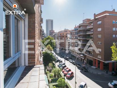 Exterior view of Flat to rent in  Madrid Capital  with Air Conditioner