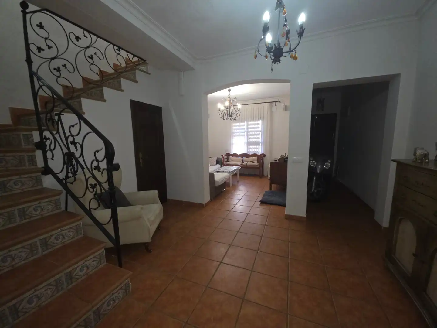 Casa adosada en venta en Dos Hermanas con Aire acondicionado, Calefacción y Jardín privado