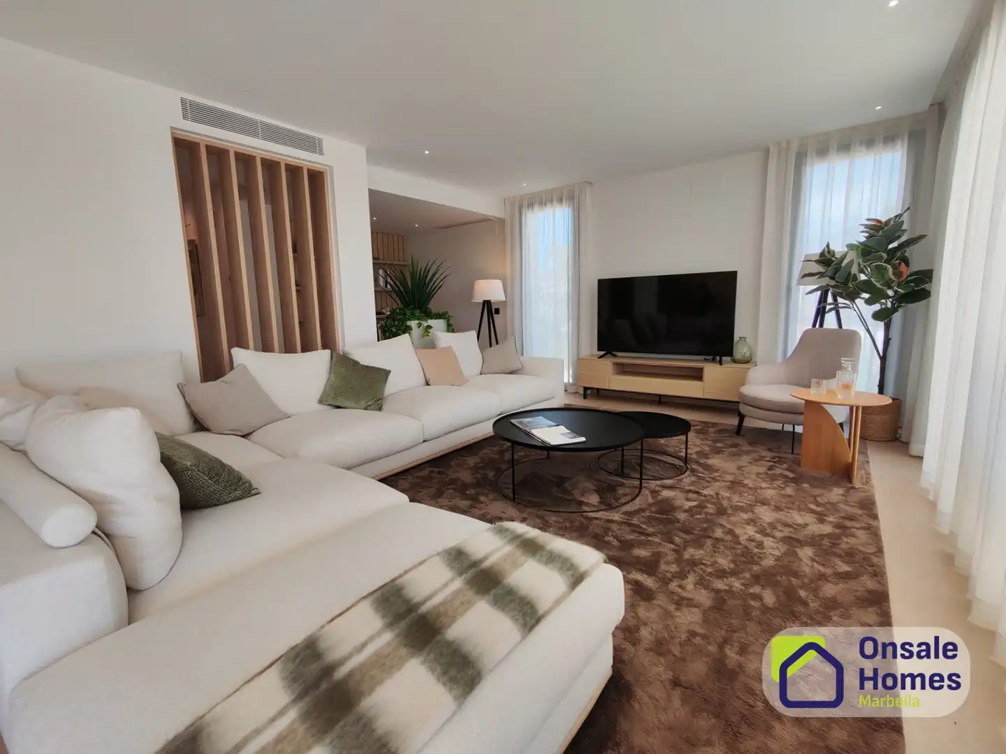 Chalet con piscina en venta en Urbanización Guadalmina Alta, imagen 13