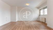 Living room of Flat for sale in  Valencia Capital  with Air Conditioner, Heating and Private garden