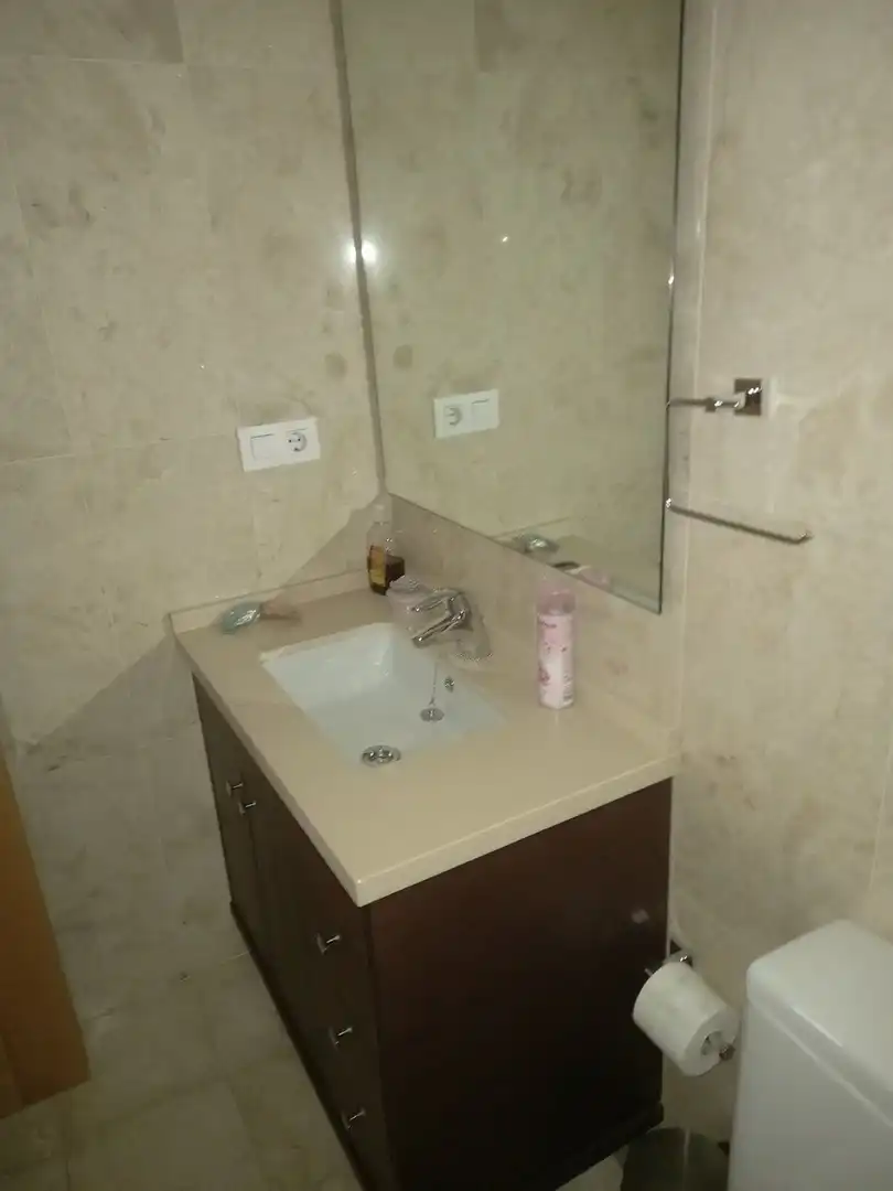 Badezimmer von Loft zum Verkauf in Córdoba mit Klimaanlage und Möbliert