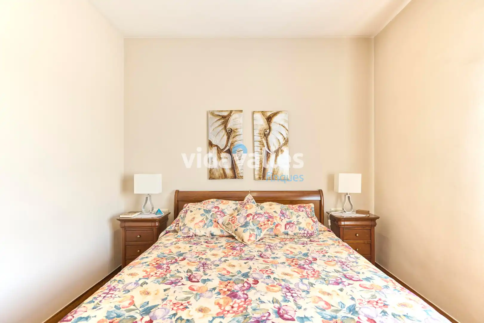 Schlafzimmer von Wohnung zum Verkauf in Barcelona mit Klimaanlage, Heizung und Terrasse