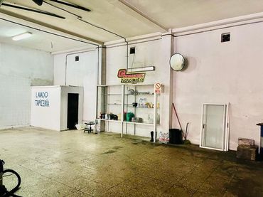 Local comercial en venda a Crevillent