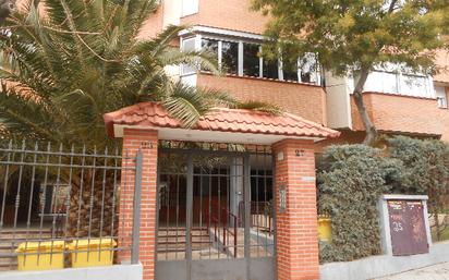 Flat for sale in Calle Javier de Miguel, Palomeras Bajas