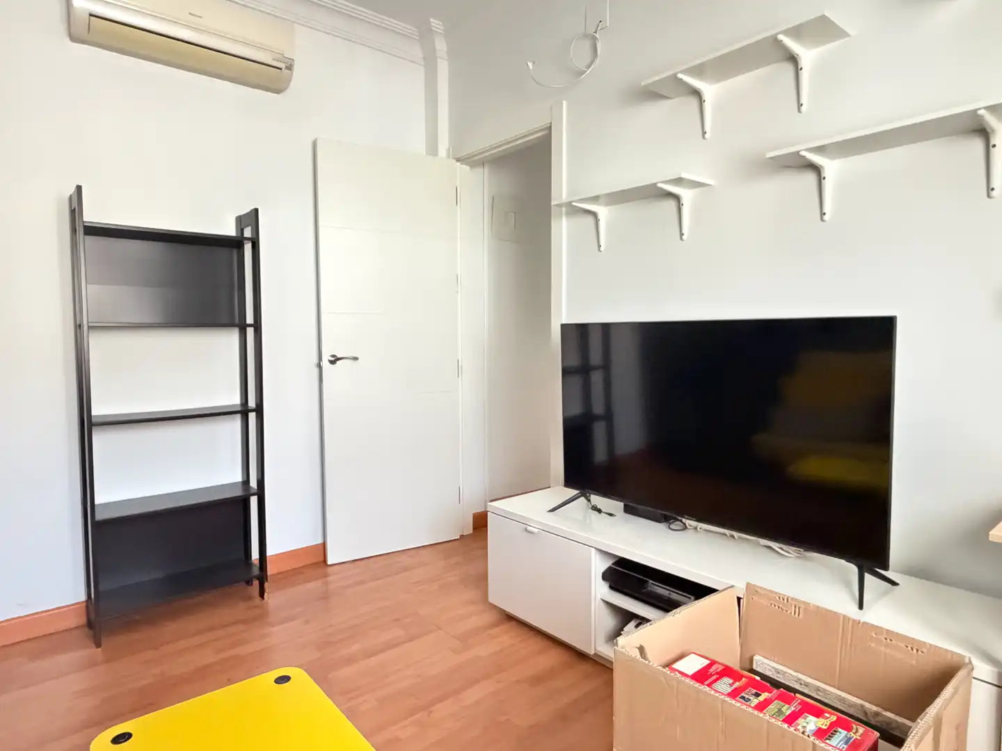 Sala de estar de Casa o chalet en venta en Plasencia con Aire acondicionado, Calefacción y Terraza