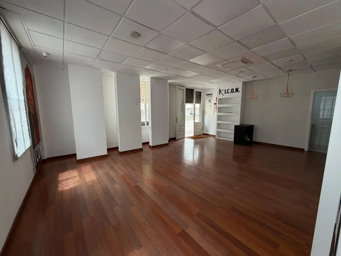 Local de alquiler en San Cristóbal de la Laguna con Aire acondicionado, Parquet y Alarma