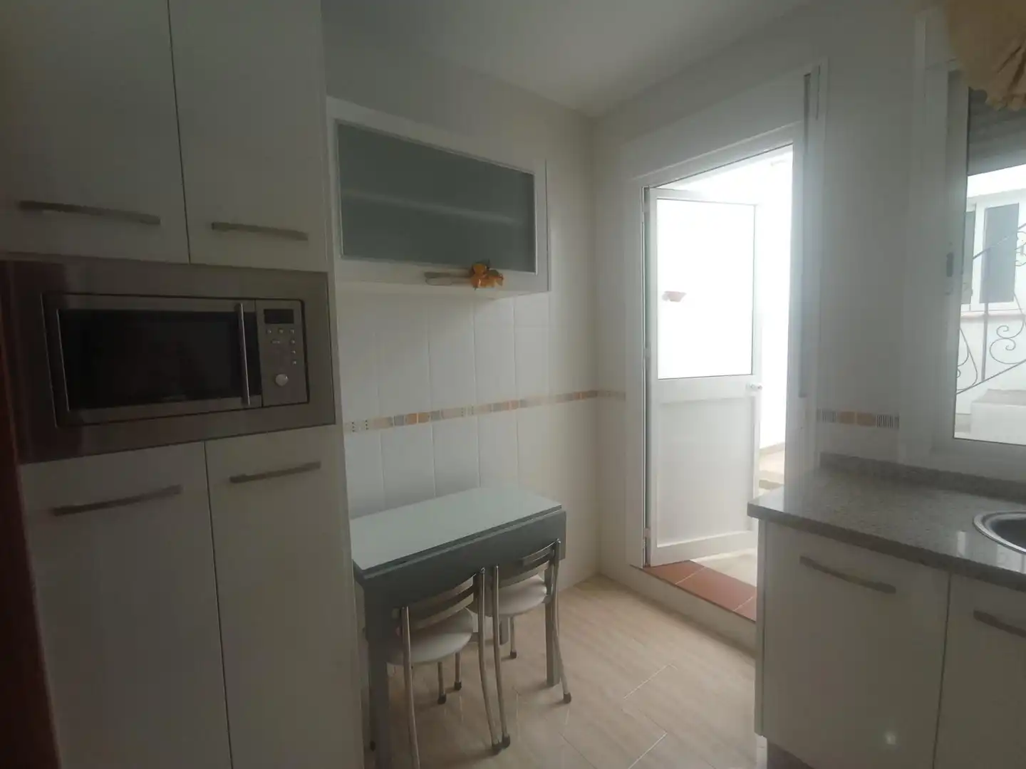 Cuina de Casa o xalet de lloguer en Málaga amb Aire condicionat, Calefacció i Terrassa