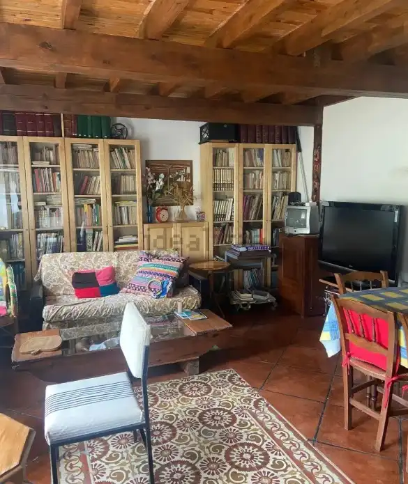 Sala d'estar de Finca rústica en venda en Castrillo de Riopisuerga amb Jardí privat i Traster