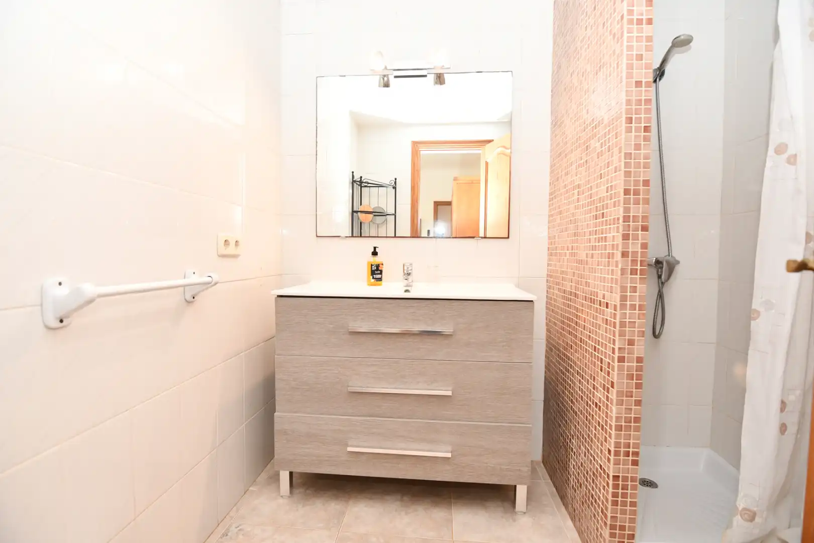 Badezimmer von Country house zum Verkauf in Felanitx mit Privatgarten, Terrasse und Abstellraum