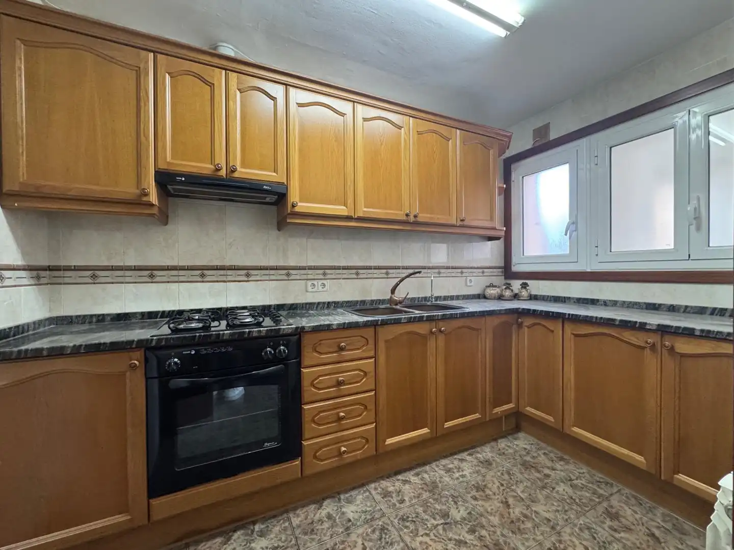 Kitchen of Houses for sale in Pira  with Private garden, Terrace and Storage room