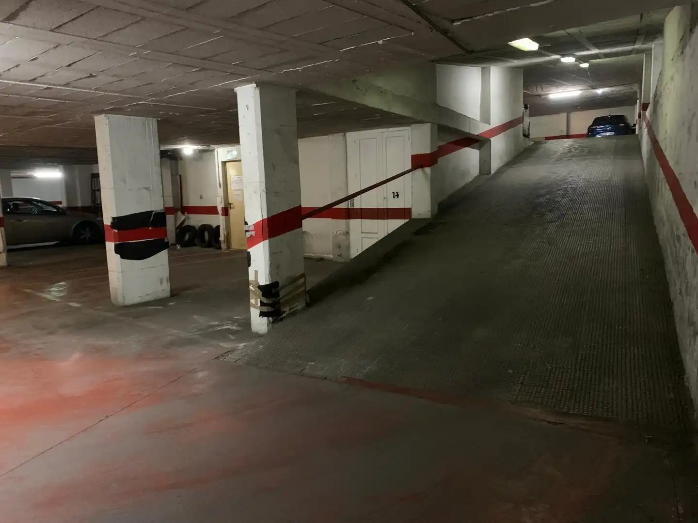 Aparcament en venda a Maria Auxiliadora - Barriada de Llera, imagen 4