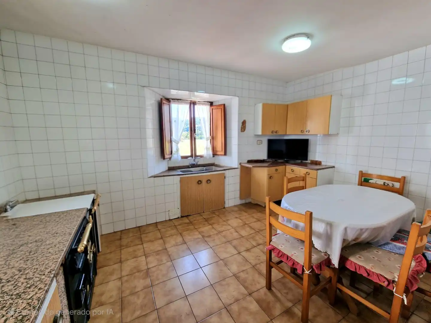 Cuina de Casa o xalet en venda en San Tirso de Abres amb Calefacció, Jardí privat i Traster