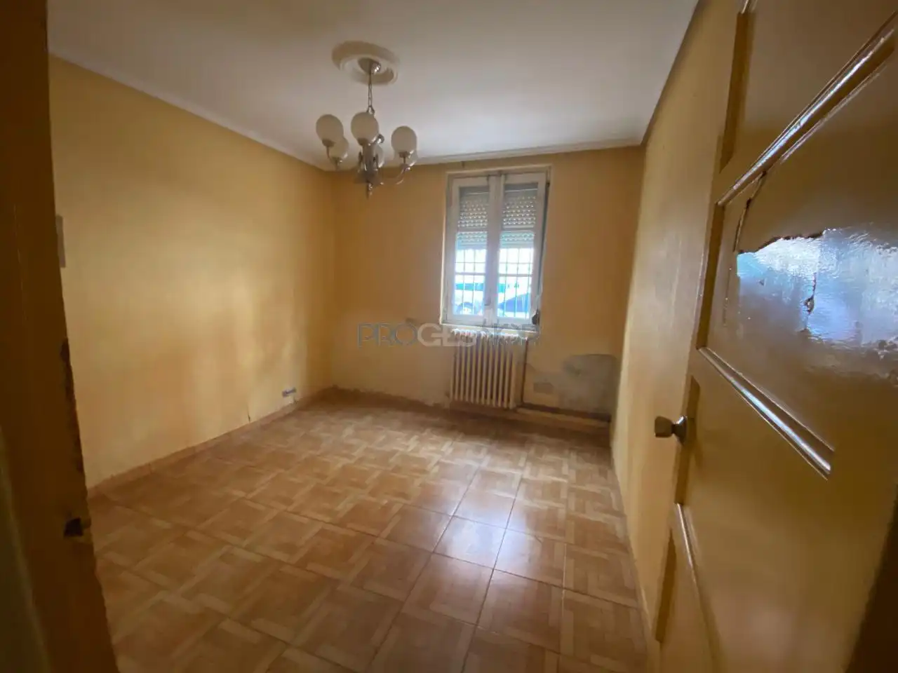 Bedroom of Houses for sale in San Andrés del Rabanedo  with Heating and Private garden