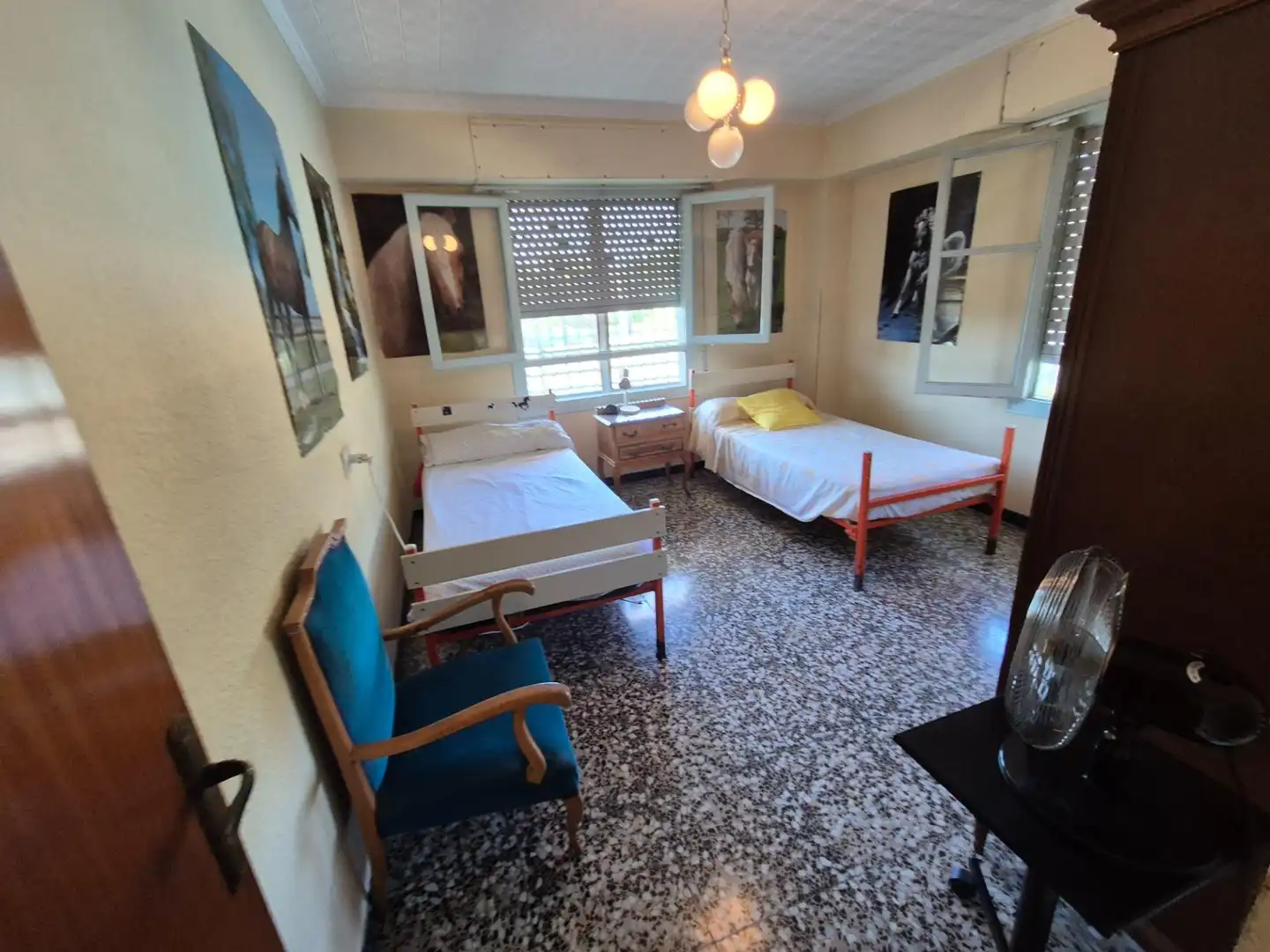 Dormitori de Casa o xalet en venda en Elda amb Jardí privat, Terrassa i Traster