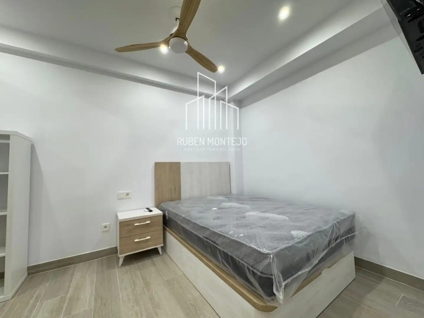 Zimmer in Pizarro, Salesas