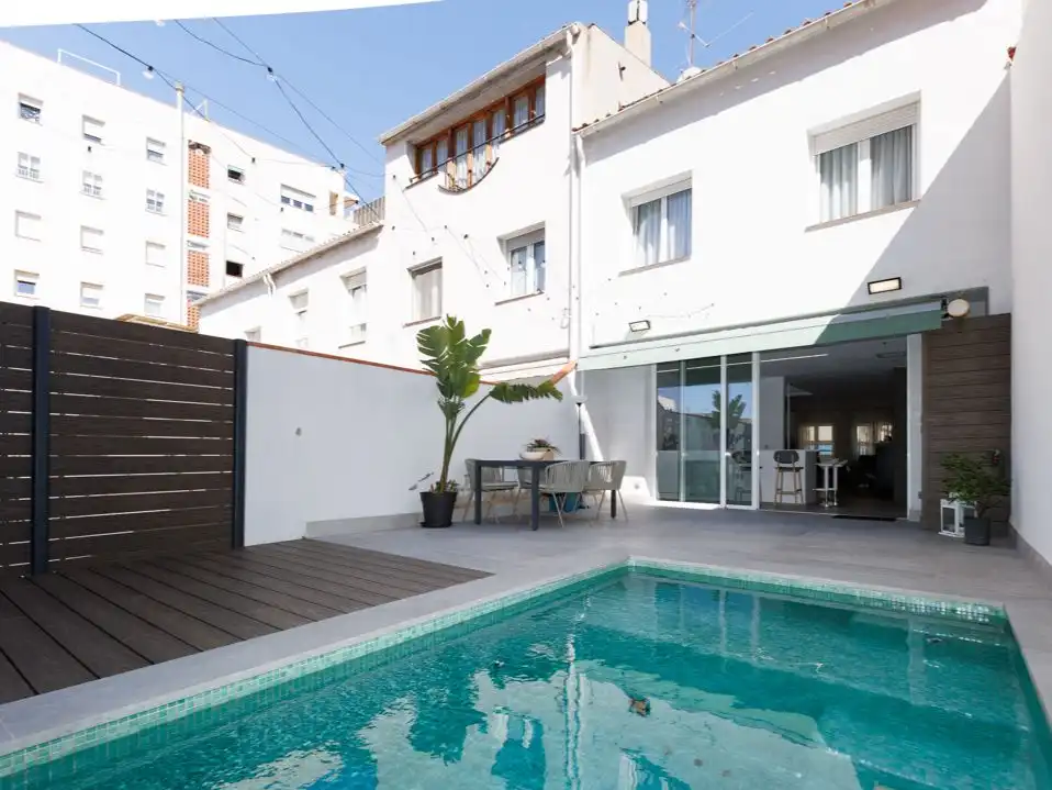 Maison mitoyenne avec jardin à vendre à Carrer de Josep Renom 0, imagen 2