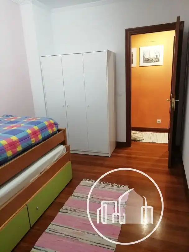 Piso en venta en Medina de Pomar con Calefacción y Trastero