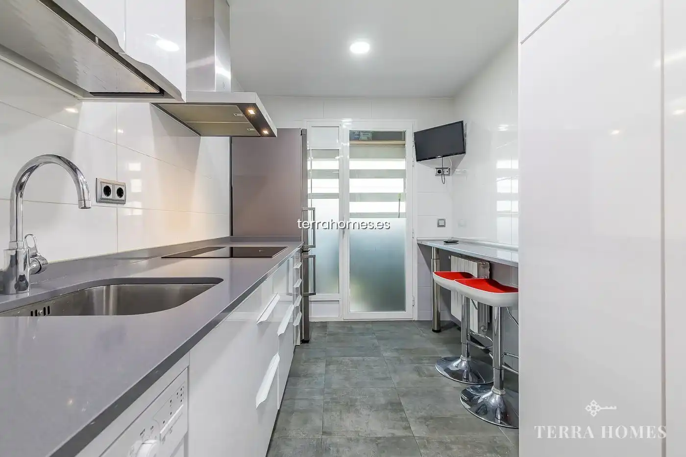 Kitchen of Apartments for sale in Tetuán