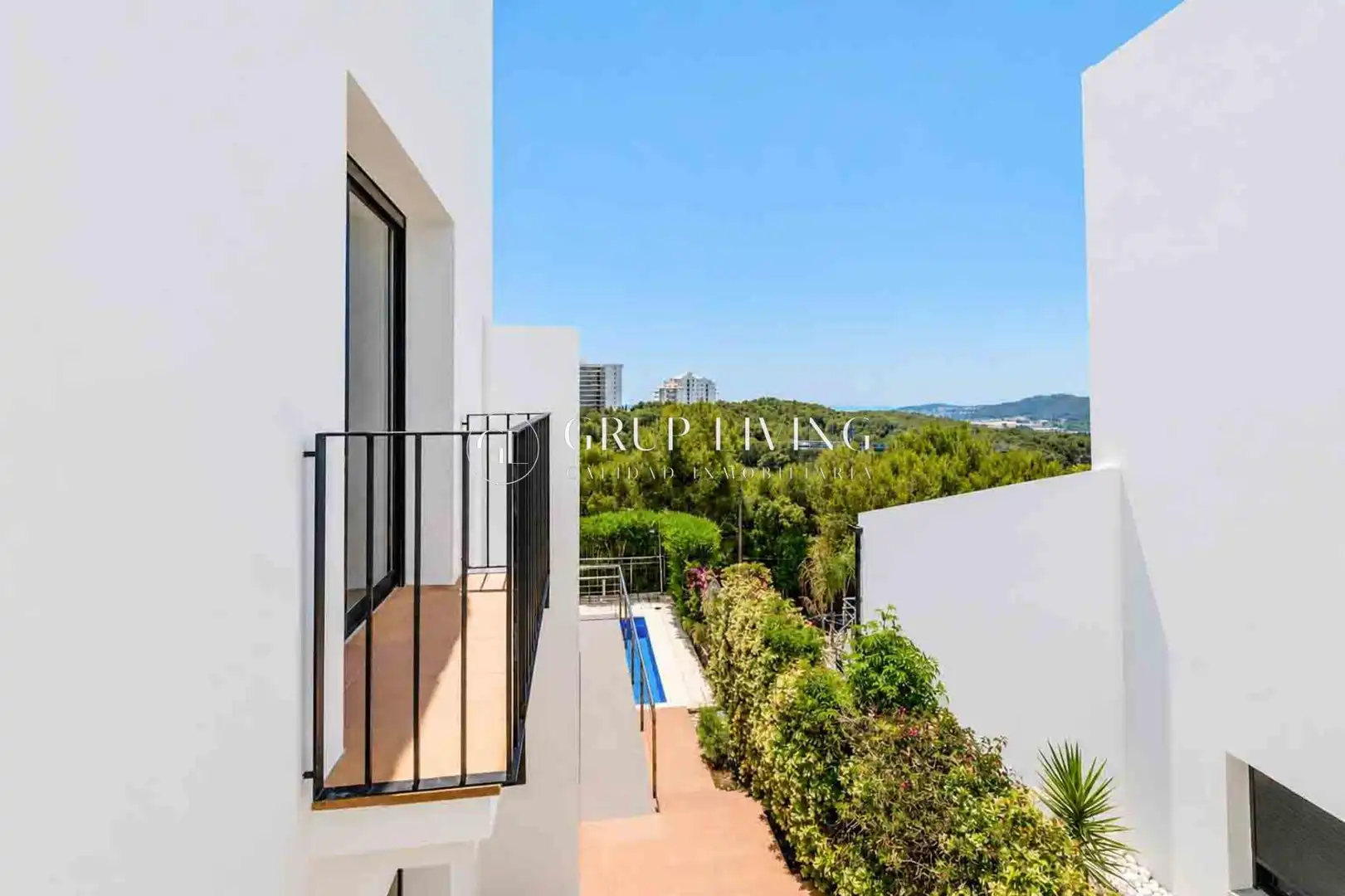 Exterior view of Houses for sale in Sant Pere de Ribes  with Air Conditioner, Heating and Private garden