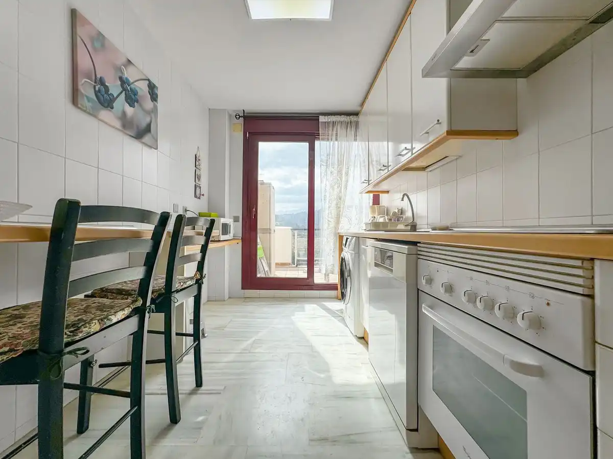 Penthouse with pool for sale in Calle Benahavis, imagen 8