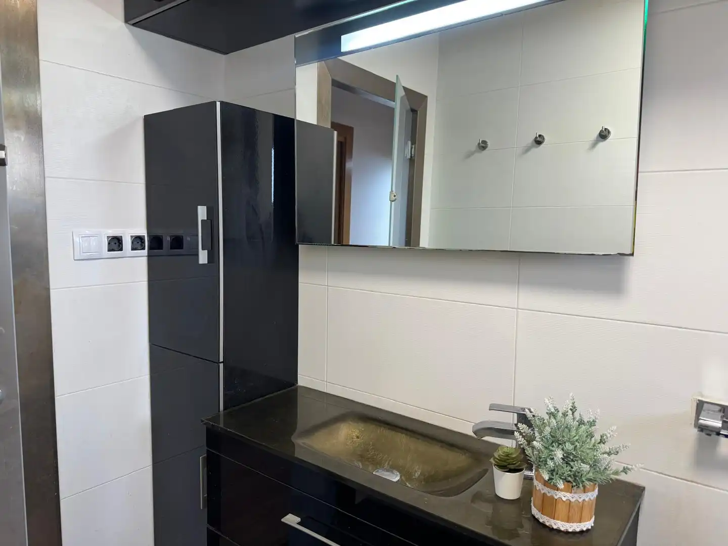 Baño de Piso en venta en Ascó con Aire acondicionado, Horno y Lavadora