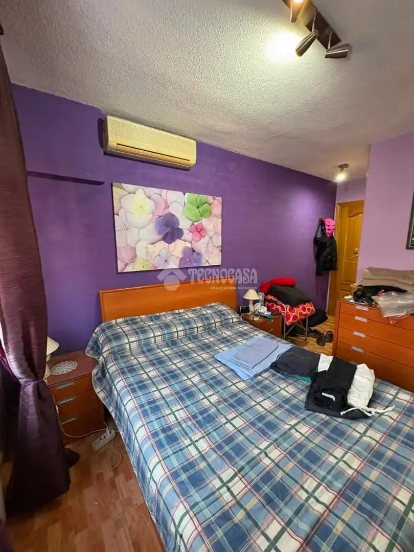 Schlafzimmer von Wohnung zum Verkauf in Madrid mit Klimaanlage, Heizung und Abstellraum